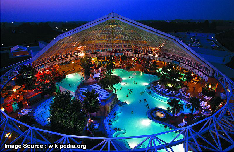 Where is the World’s Largest Sauna, according to the Guinness Book of World Records
