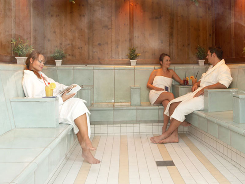 30 + Benefits of Steam Baths 30+ Benefits of Steam Baths to Look Forward to As You Sink into Heat Therapy