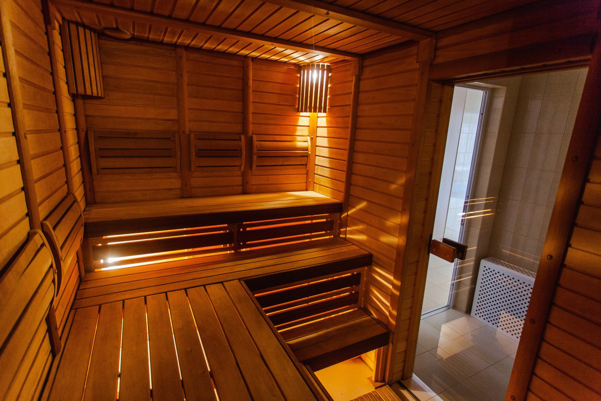 Indoor or Outdoor Sauna - Which is better? New Sauna Owner Alert! Is an Outdoor or Indoor Sauna Better – read the debate!